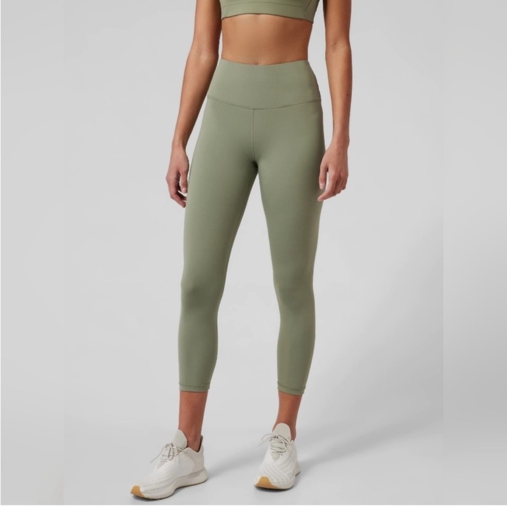Athleta Elation 7/8 Train Tight